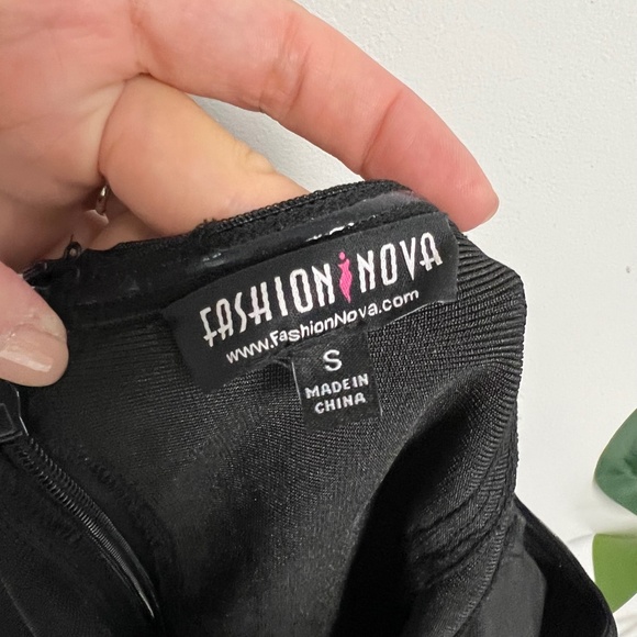 Fashion Nova dress - Picture 8 of 8